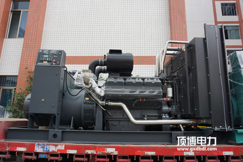 630KW无锡动力广西顶博发电机组制造