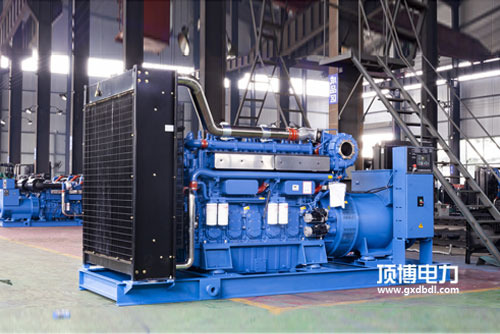 是什么决定广西顶博发电机组制造散热器性能水平